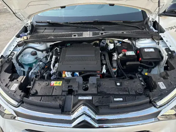 CITROEN C4 X ELECTRIQUE - voiture de démonstration - Photo 20