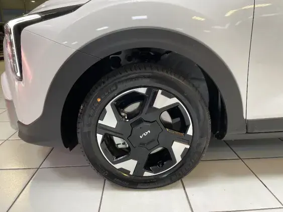 KIA STONIC - voiture de démonstration - Photo 23