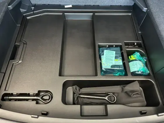 LEXUS UX - voiture de démonstration - Photo 17