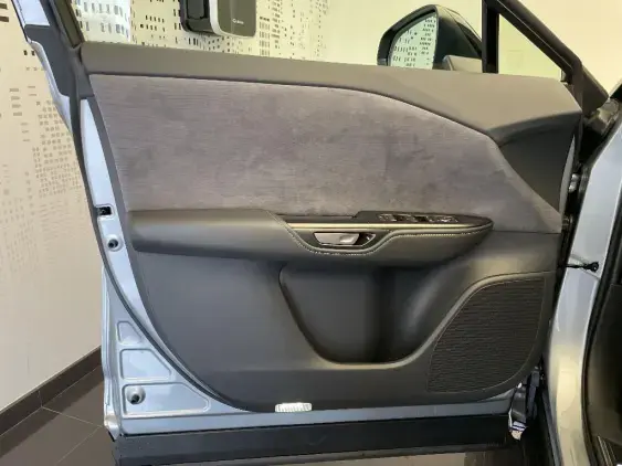 LEXUS RZ - voiture de démonstration - Photo 19