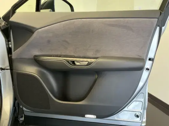 LEXUS RZ - voiture de démonstration - Photo 20