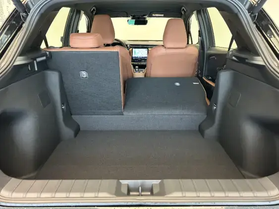 LEXUS LBX - voiture de démonstration - Photo 16