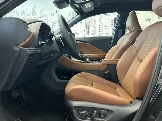 LEXUS LBX - voiture de démonstration - Photo 18