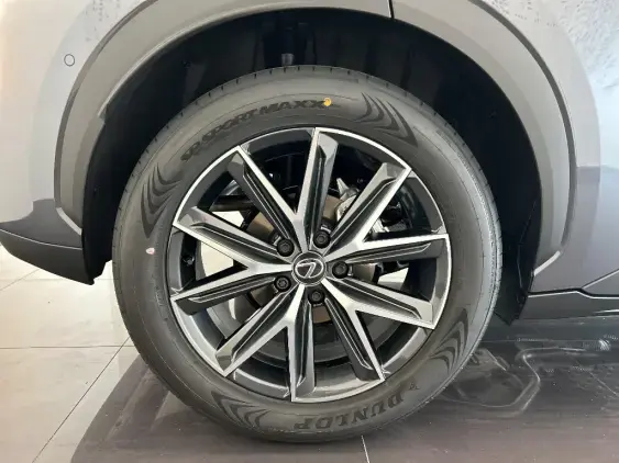 LEXUS LBX - voiture de démonstration - Photo 25