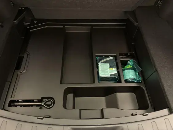 LEXUS UX - voiture de démonstration - Photo 17