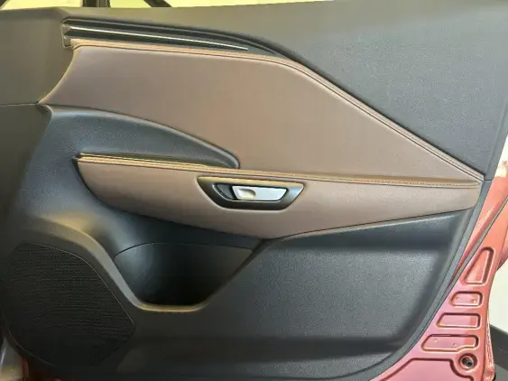 LEXUS LBX - voiture de démonstration - Photo 20