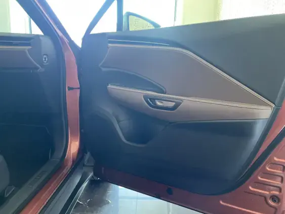 LEXUS LBX - voiture de démonstration - Photo 20