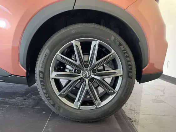 LEXUS LBX - voiture de démonstration - Photo 24