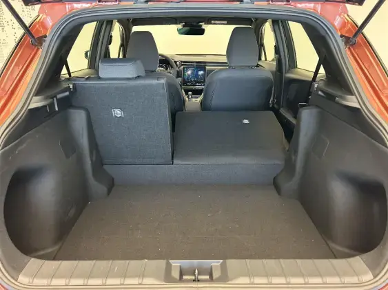 LEXUS LBX - voiture de démonstration - Photo 16