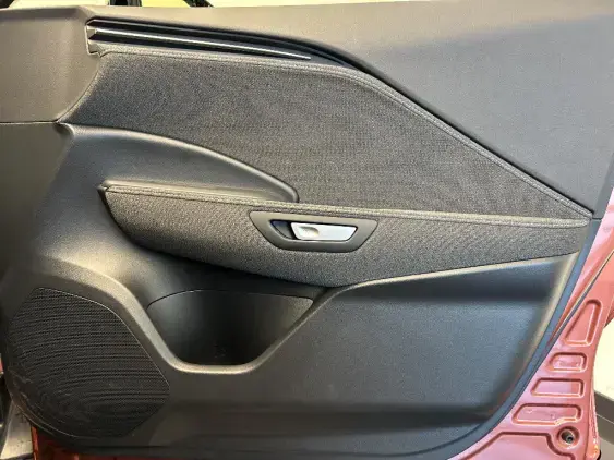 LEXUS LBX - voiture de démonstration - Photo 20