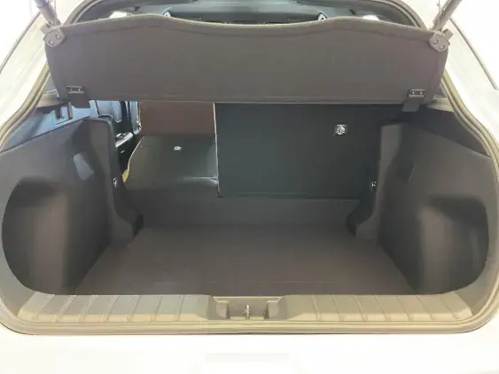 LEXUS LBX - voiture de démonstration - Photo 16
