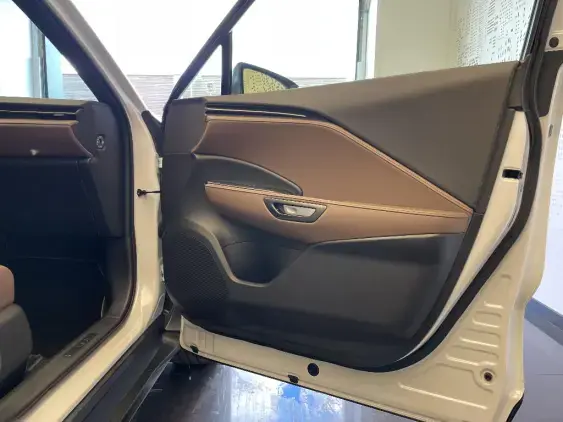 LEXUS LBX - voiture de démonstration - Photo 20