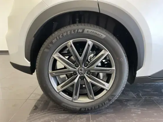 LEXUS LBX - voiture de démonstration - Photo 25
