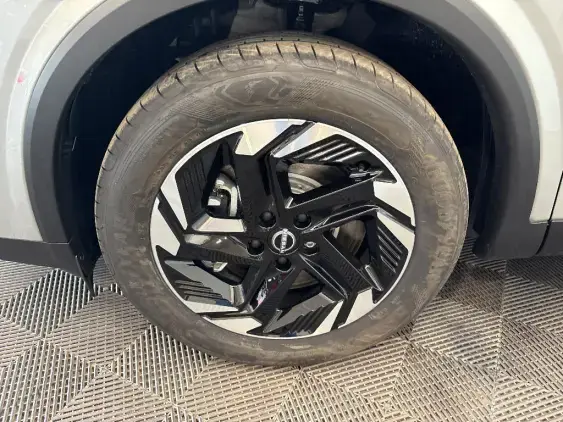 NISSAN QASHQAI III - voiture de démonstration - Photo 23