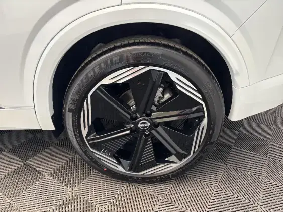 NISSAN QASHQAI III - voiture de démonstration - Photo 24