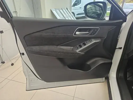 NISSAN QASHQAI III - voiture de démonstration - Photo 18