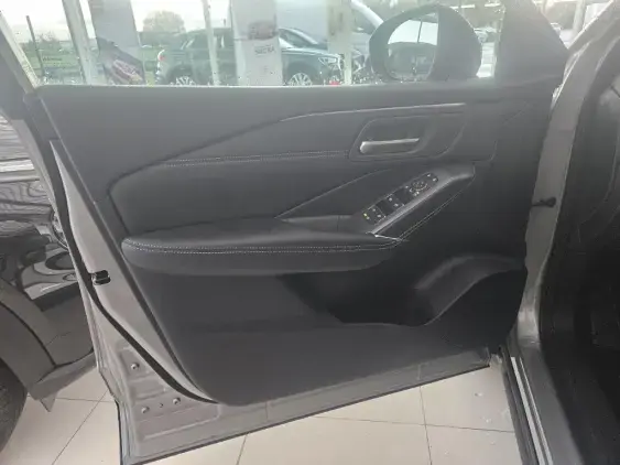 NISSAN QASHQAI III - voiture de démonstration - Photo 18