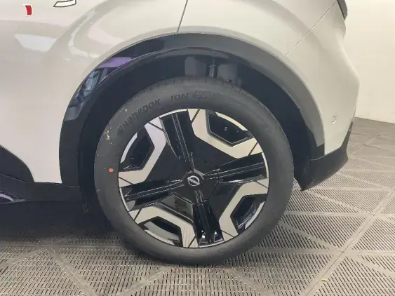 NISSAN MICRA VI - voiture de démonstration - Photo 24