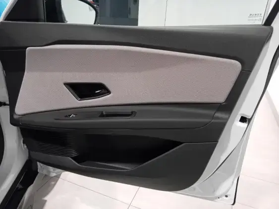 NISSAN MICRA VI - voiture de démonstration - Photo 20