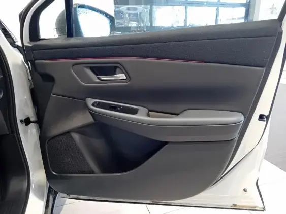 NISSAN LEAF III - voiture de démonstration - Photo 18