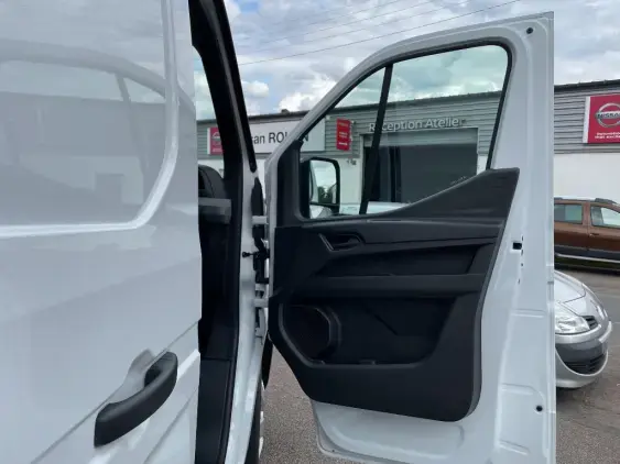 NISSAN INTERSTAR III - voiture de démonstration - Photo 16