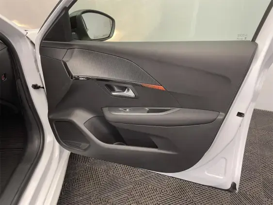 PEUGEOT 208 II - voiture de démonstration - Photo 18