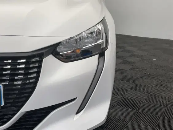 PEUGEOT 208 II - voiture de démonstration - Photo 20