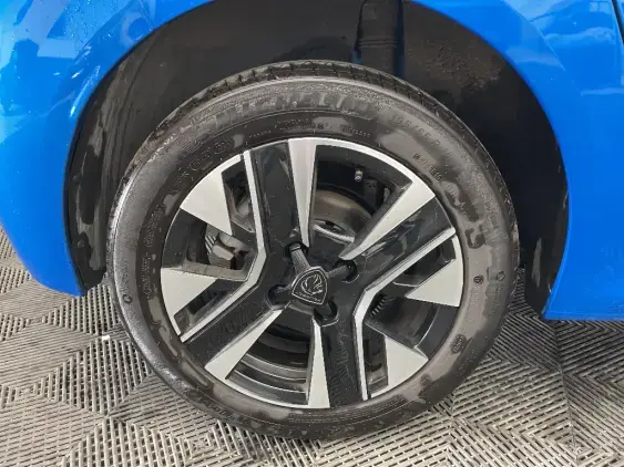 PEUGEOT 208 BUSINESS R II - voiture de démonstration - Photo 22