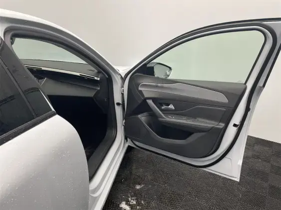 PEUGEOT 308 III - voiture de démonstration - Photo 18