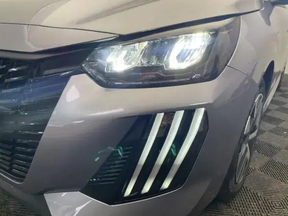 PEUGEOT 208 II - voiture de démonstration - Photo 20