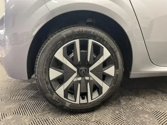 PEUGEOT 208 II - voiture de démonstration - Photo 23