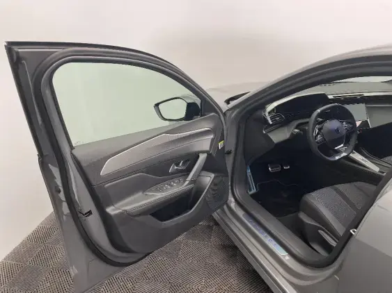 PEUGEOT 308 ELECTRIQUE III - voiture de démonstration - Photo 19