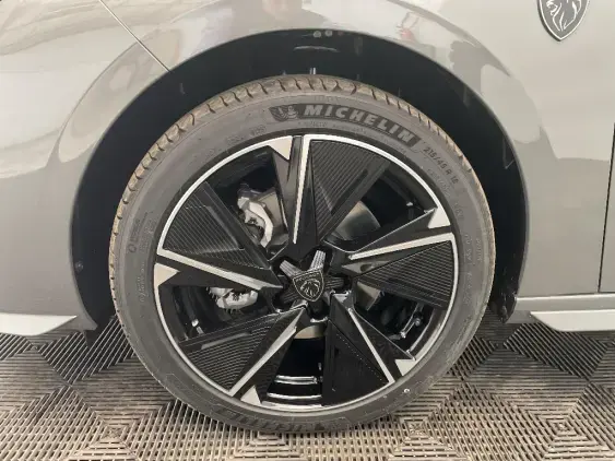 PEUGEOT 308 ELECTRIQUE III - voiture de démonstration - Photo 23