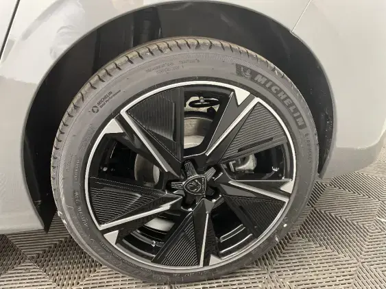 PEUGEOT 308 ELECTRIQUE III - voiture de démonstration - Photo 24