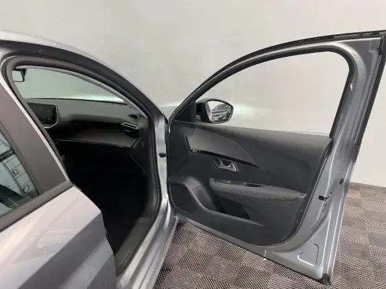 PEUGEOT 208 II - voiture de démonstration - Photo 18