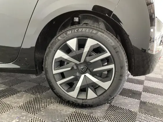 PEUGEOT 208 BUSINESS R II - voiture de démonstration - Photo 21