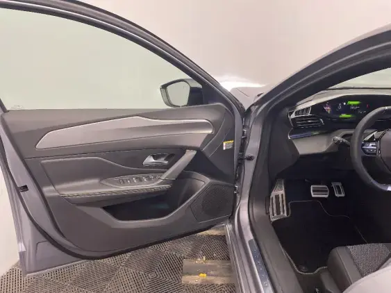 PEUGEOT 308 SW III - voiture de démonstration - Photo 17