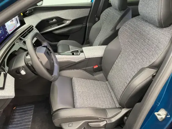 PEUGEOT 3008 ELECTRIQUE III - voiture de démonstration - Photo 16