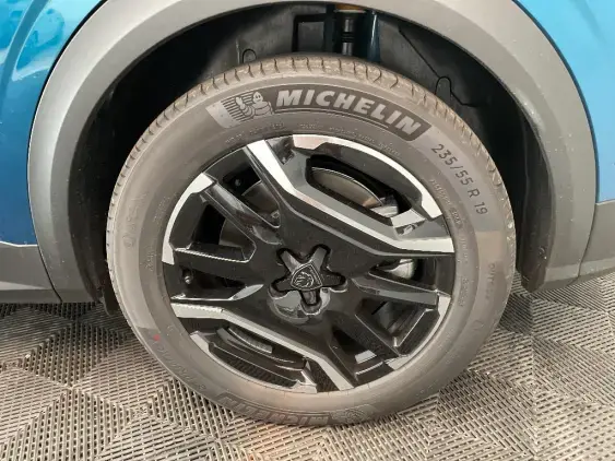 PEUGEOT 3008 ELECTRIQUE III - voiture de démonstration - Photo 21