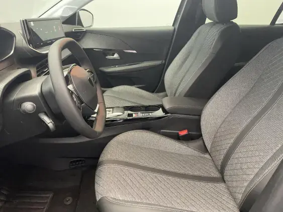 PEUGEOT 208 BUSINESS R II - voiture de démonstration - Photo 16