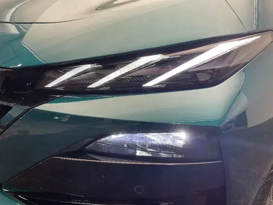 PEUGEOT 308 SW III - voiture de démonstration - Photo 19