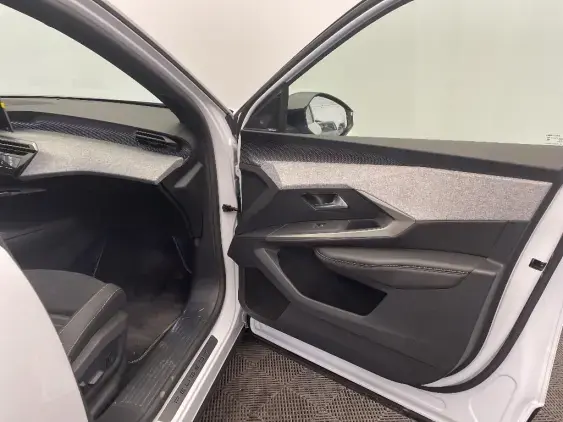 PEUGEOT 3008 II - voiture de démonstration - Photo 18