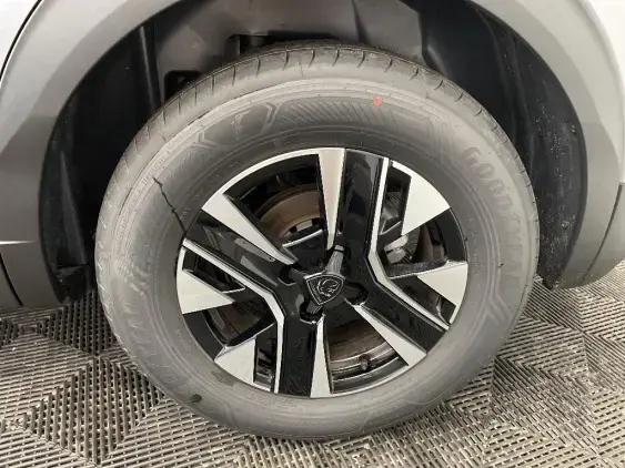 PEUGEOT 2008 II - voiture de démonstration - Photo 22