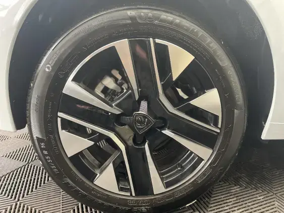 PEUGEOT 208 BUSINESS R II - voiture de démonstration - Photo 22