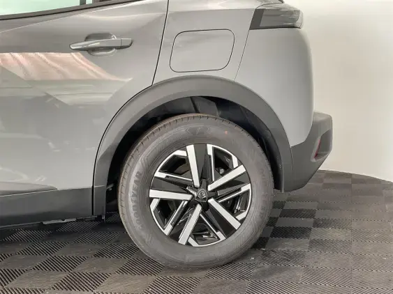 PEUGEOT 2008 ELECTRIQUE II - voiture de démonstration - Photo 24