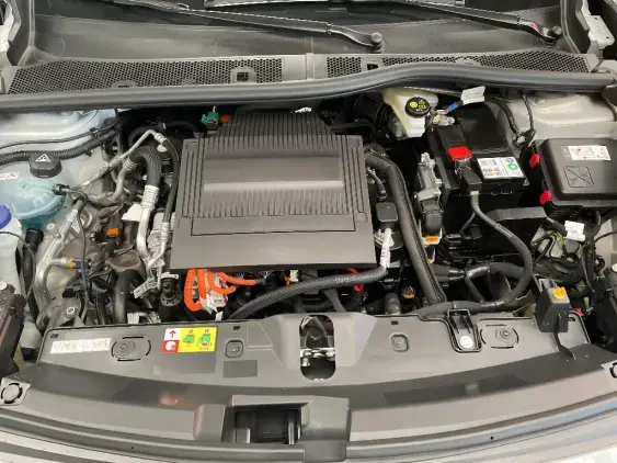 PEUGEOT 2008 ELECTRIQUE II - voiture de démonstration - Photo 21