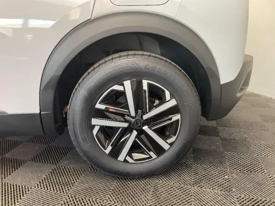 PEUGEOT 2008 ELECTRIQUE II - voiture de démonstration - Photo 24