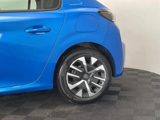 PEUGEOT 208 II - voiture de démonstration - Photo 24