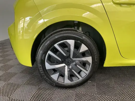 PEUGEOT 208 BUSINESS R II - voiture de démonstration - Photo 24