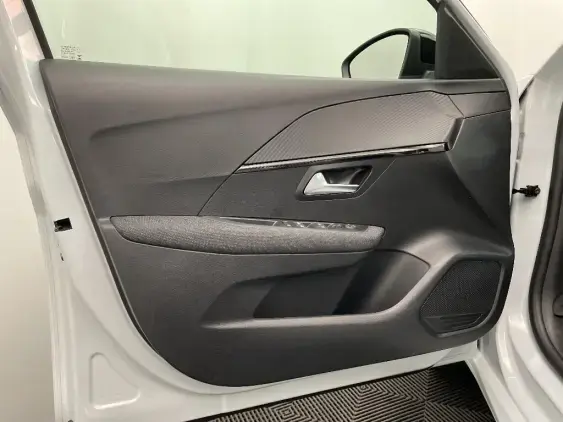 PEUGEOT 208 BUSINESS R II - voiture de démonstration - Photo 18